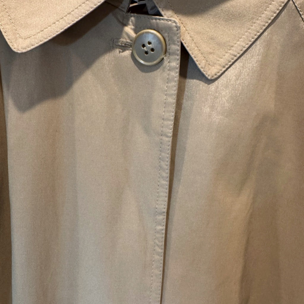 Venetian Raincoat