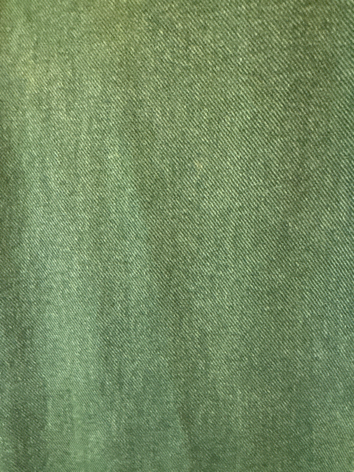 Evergreen Levi's jeans