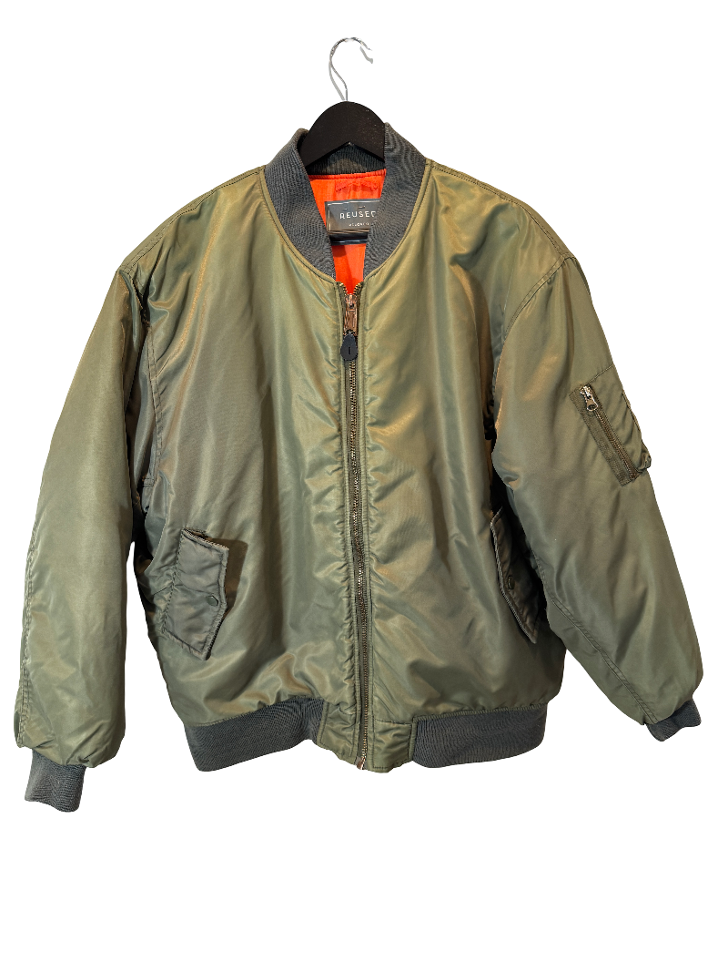 Olive Static Flight Bomber