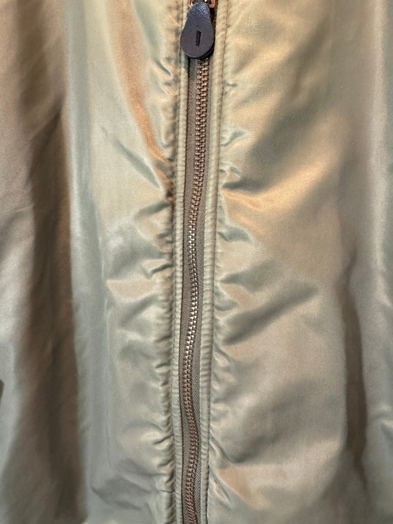 Olive Static Flight Bomber