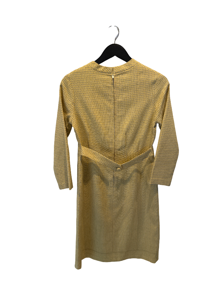 Piccadilly Button Shift